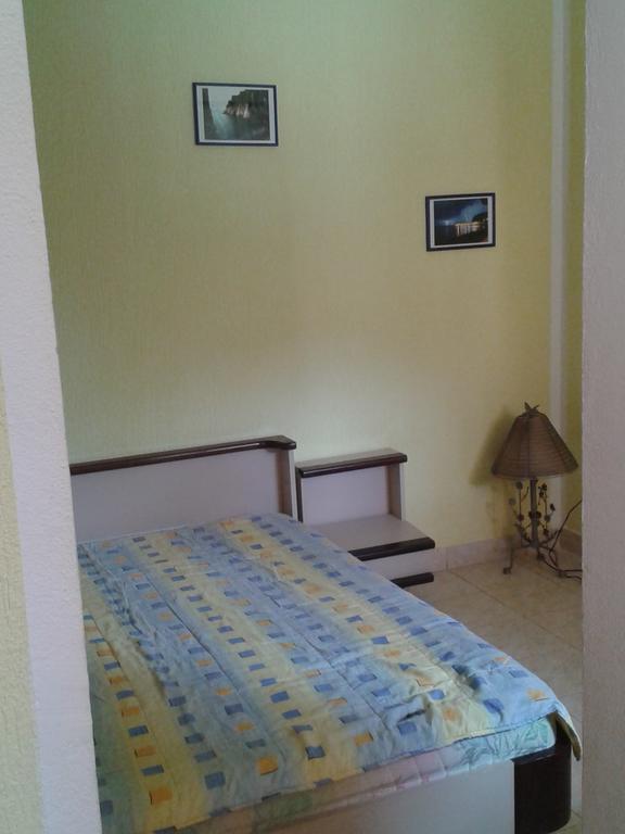 Guesthouse Lautasevic Petrovac Exterior foto