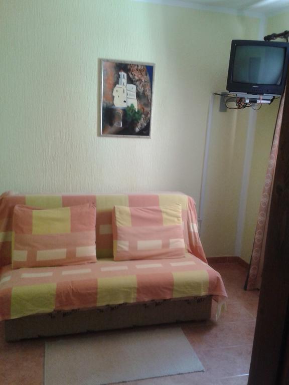 Guesthouse Lautasevic Petrovac Exterior foto